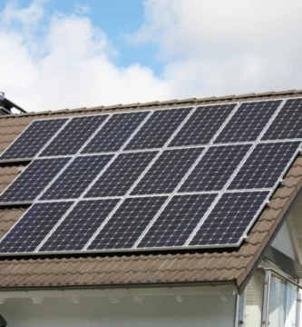 cuantas placas solares necesita una vivienda