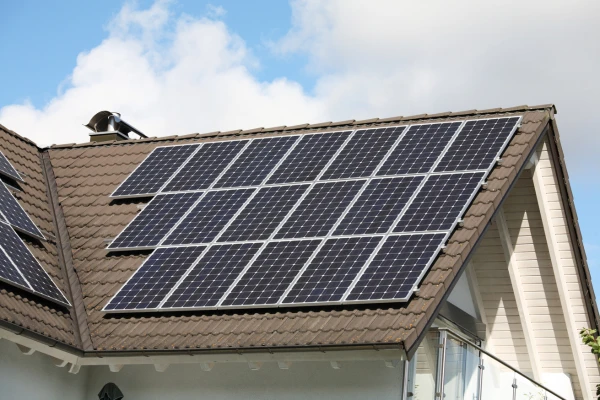 cuantas placas solares necesita una vivienda