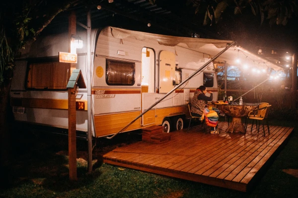 cuantos paneles solares para una caravana